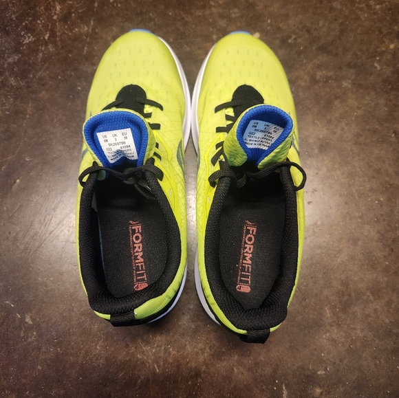Saucony Endorphin KDZ sneakers - Picture 10 of 11